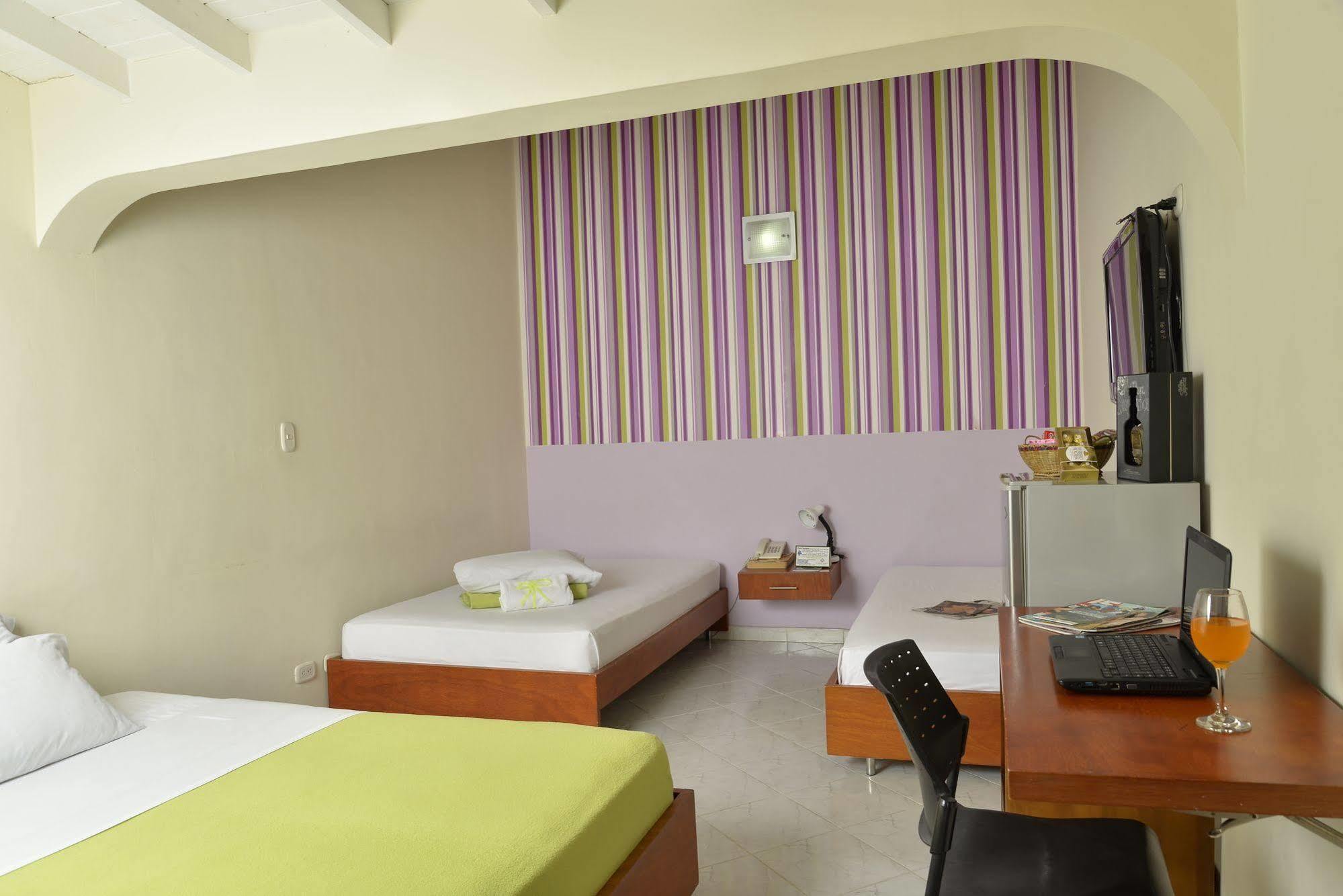Casa Portico Hotel Medellín Eksteriør billede