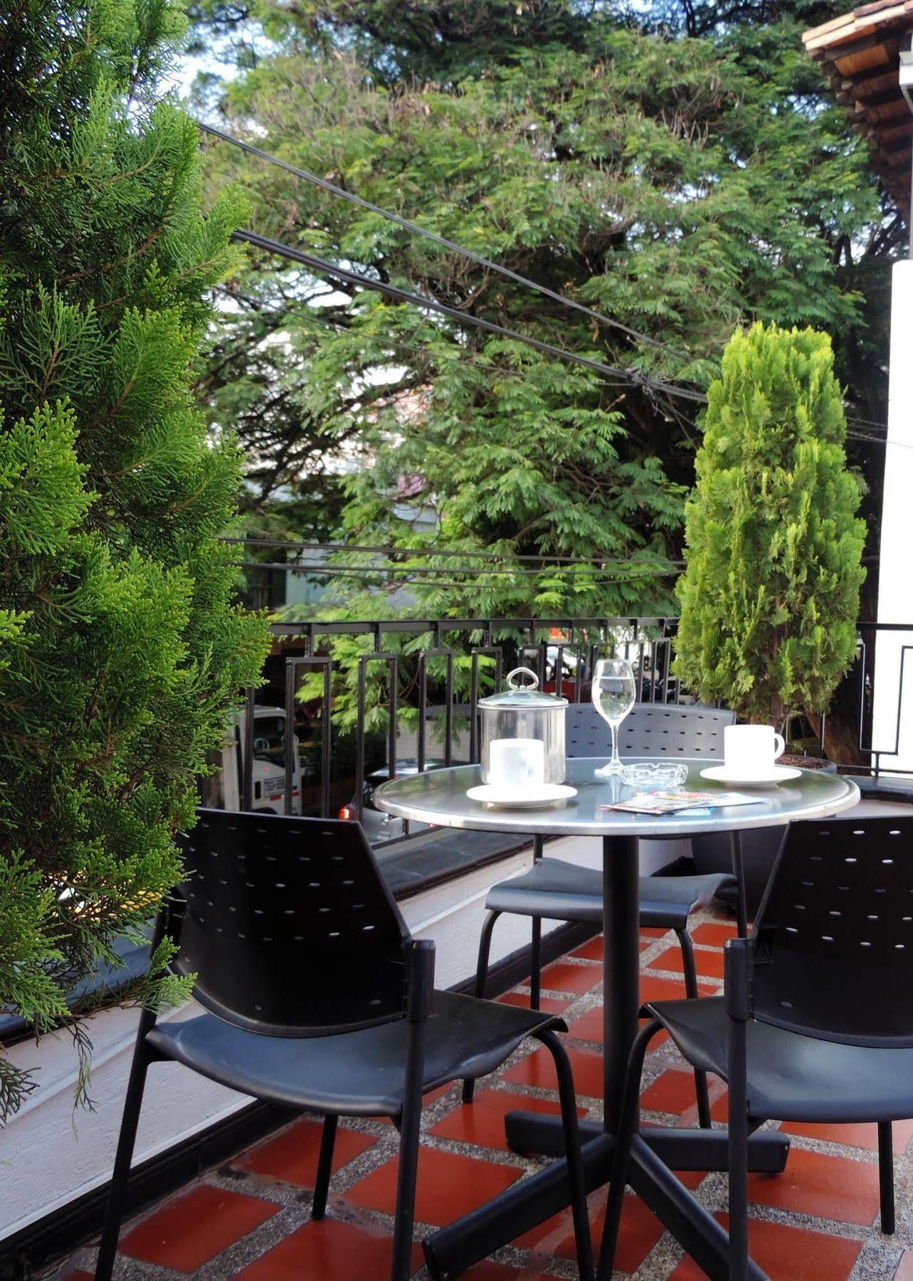 Casa Portico Hotel Medellín Eksteriør billede